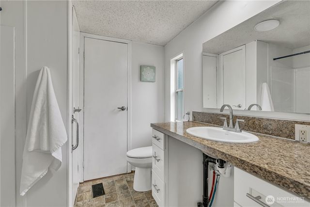 9813 189th Street E, Puyallup, WA 98375