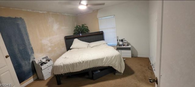 3202 54th ST W, Lehigh Acres, FL 33971