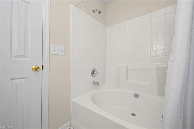 5038 Bartholomews Lane, Greensboro, NC 27407