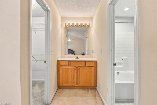 5038 Bartholomews Lane, Greensboro, NC 27407