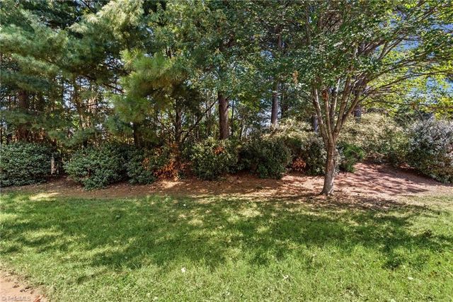 5038 Bartholomews Lane, Greensboro, NC 27407