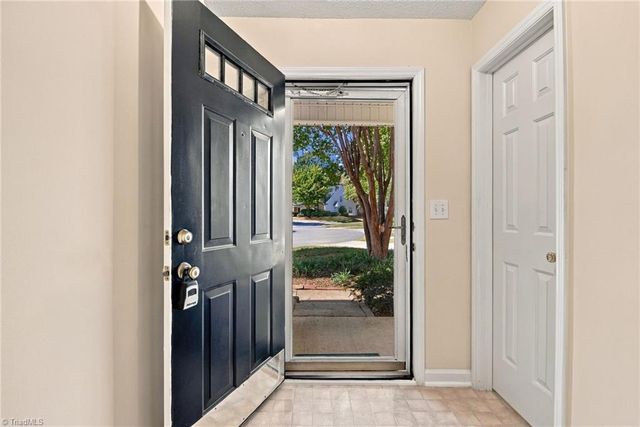 5038 Bartholomews Lane, Greensboro, NC 27407