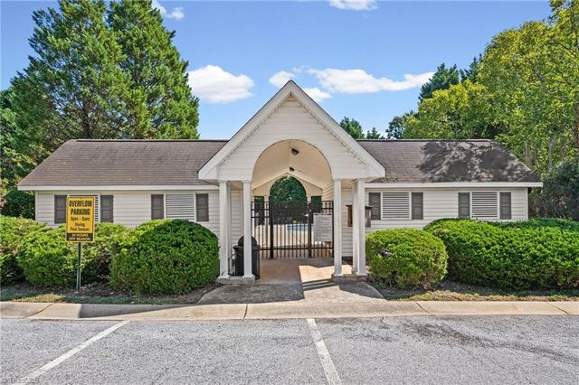 5038 Bartholomews Lane, Greensboro, NC 27407