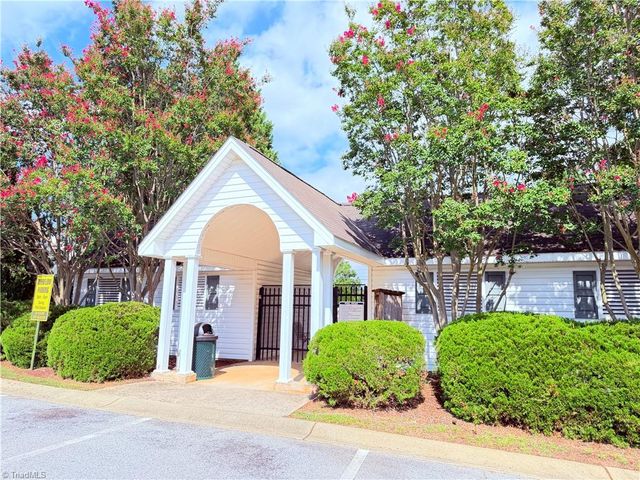5038 Bartholomews Lane, Greensboro, NC 27407