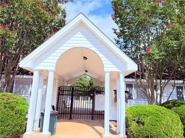 5038 Bartholomews Lane, Greensboro, NC 27407
