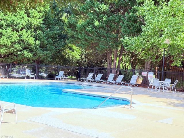 5038 Bartholomews Lane, Greensboro, NC 27407
