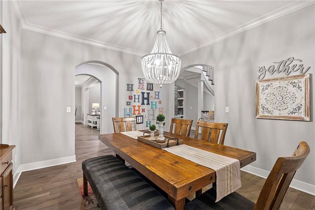 11398 S Longview Road, Olathe, KS 66061