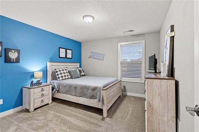 11398 S Longview Road, Olathe, KS 66061