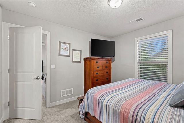 11398 S Longview Road, Olathe, KS 66061