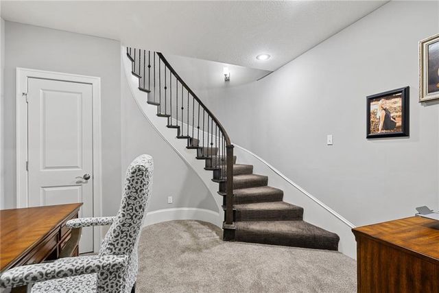 11398 S Longview Road, Olathe, KS 66061