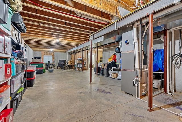 11398 S Longview Road, Olathe, KS 66061