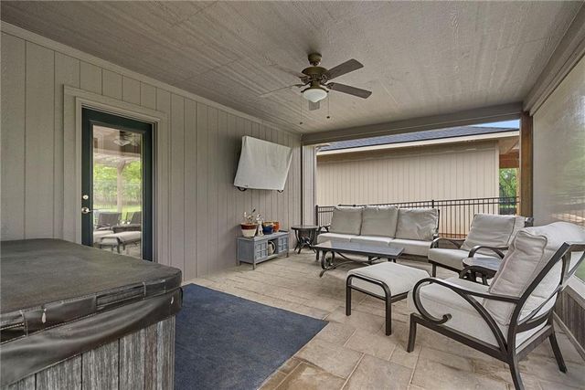 11398 S Longview Road, Olathe, KS 66061