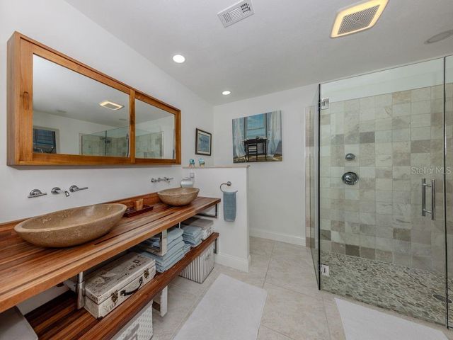 601 APALACHICOLA ROAD, Venice, FL 34285