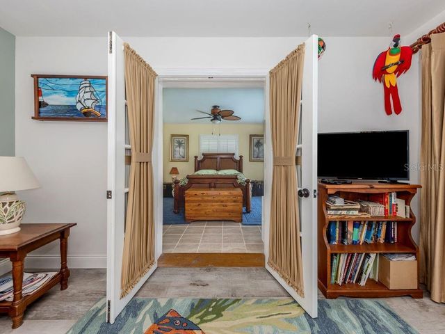 601 APALACHICOLA ROAD, Venice, FL 34285