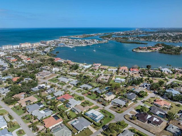 601 APALACHICOLA ROAD, Venice, FL 34285