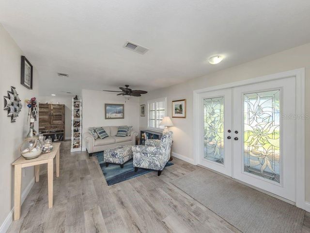 601 APALACHICOLA ROAD, Venice, FL 34285