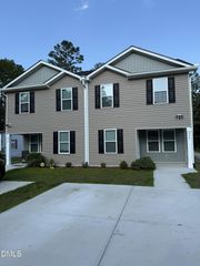 622 Rainey Drive, Spring Lake, NC 28390