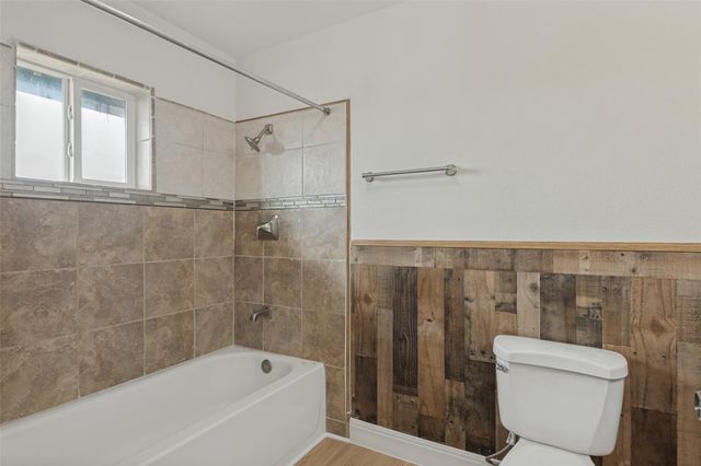 196 Tobias ST, Buda, TX 78610