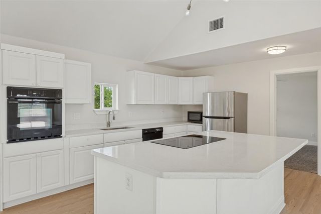 196 Tobias ST, Buda, TX 78610