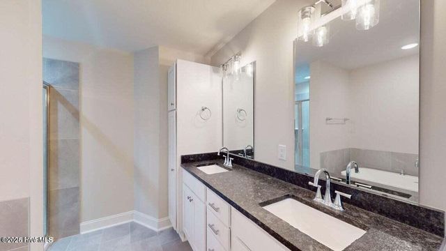 2001 Newbury Way C, Greenville, NC 27834