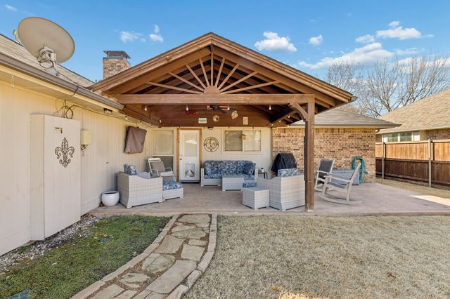 3700 Wingate Drive, Carrollton, TX 75007