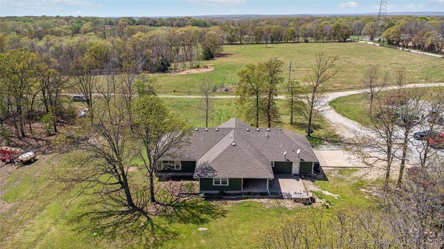 54555 E 340 Road, Jay, OK 74346