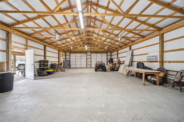 54555 E 340 Road, Jay, OK 74346