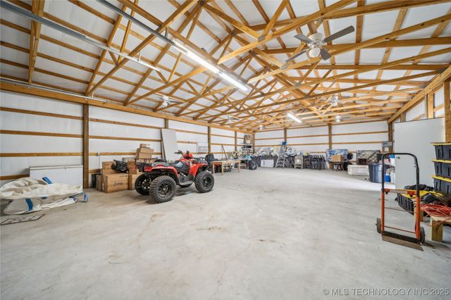 54555 E 340 Road, Jay, OK 74346