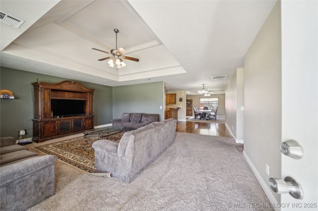 54555 E 340 Road, Jay, OK 74346