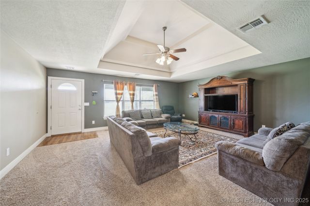 54555 E 340 Road, Jay, OK 74346