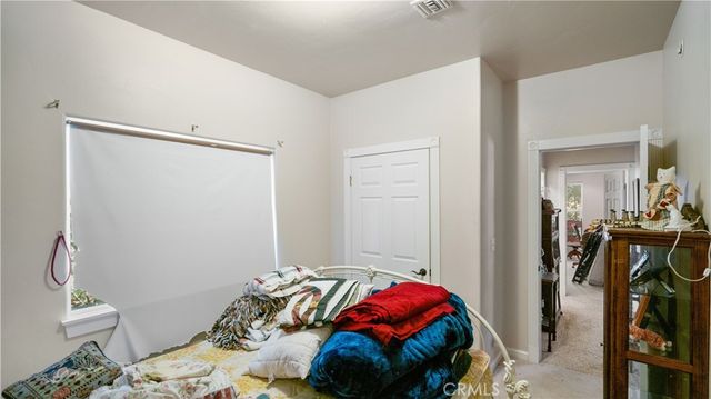 22070 BIG OAK RD, Cedarpines Park, CA 92322