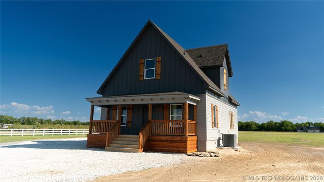 7082 Garfield Road S, Beggs, OK 74421