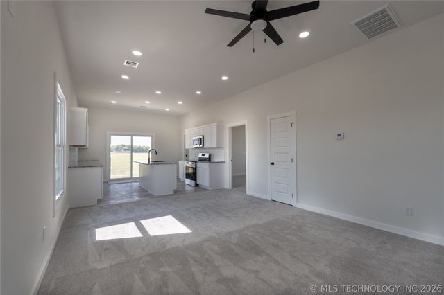 7082 Garfield Road S, Beggs, OK 74421