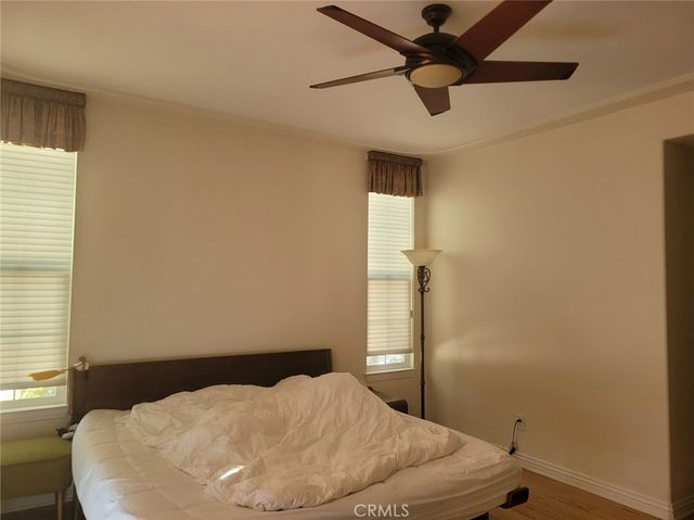 1 Saintsbury, Irvine, CA 92602
