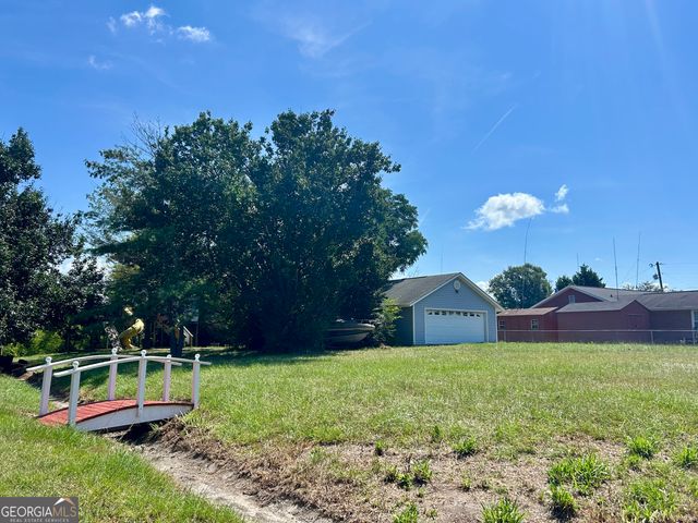 104 Driftwood Court, Bonaire, GA 31005