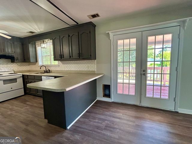 104 Driftwood Court, Bonaire, GA 31005