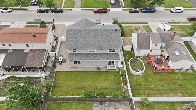 3563 Raven Street, Levittown, NY 11756