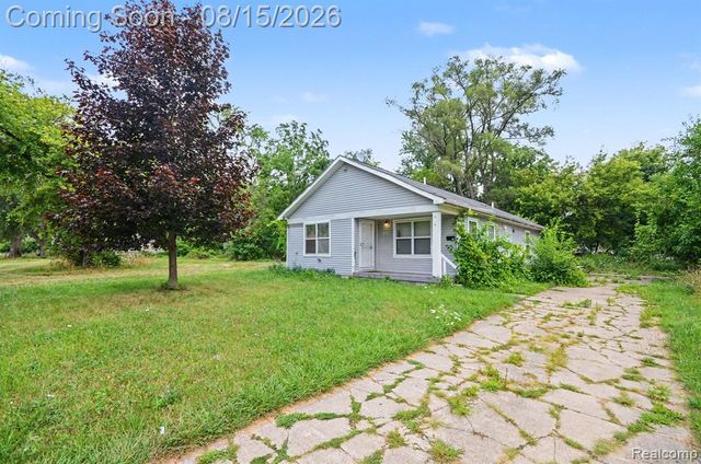 14322 Auburn Street, Detroit, MI 48223