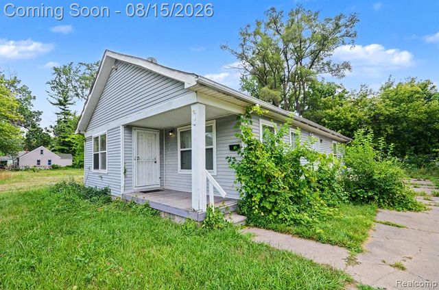 14322 Auburn Street, Detroit, MI 48223