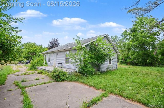 14322 Auburn Street, Detroit, MI 48223
