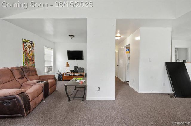 14322 Auburn Street, Detroit, MI 48223