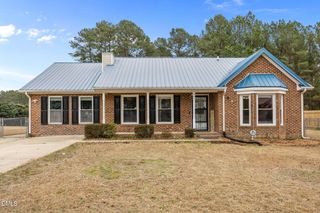 306 Wapiti Drive, Spring Lake, NC 28390