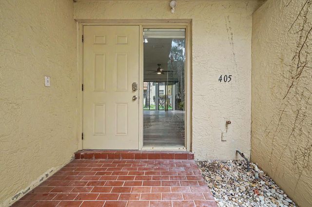 3405 Emerald Oaks Drive, Hollywood, FL 33021