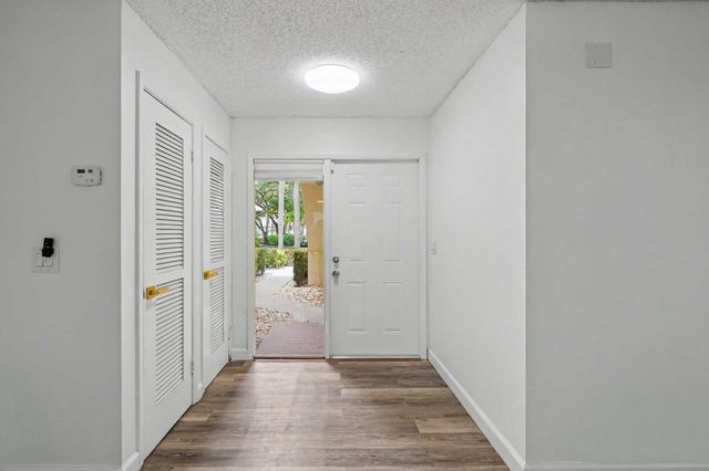 3405 Emerald Oaks Drive, Hollywood, FL 33021
