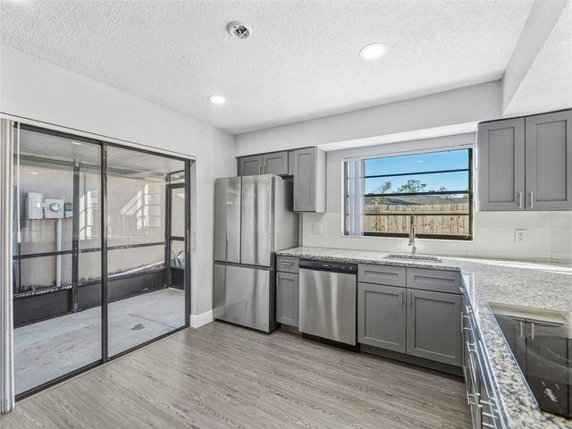 10707 CROWNGATE LANE, Tampa, FL 33624