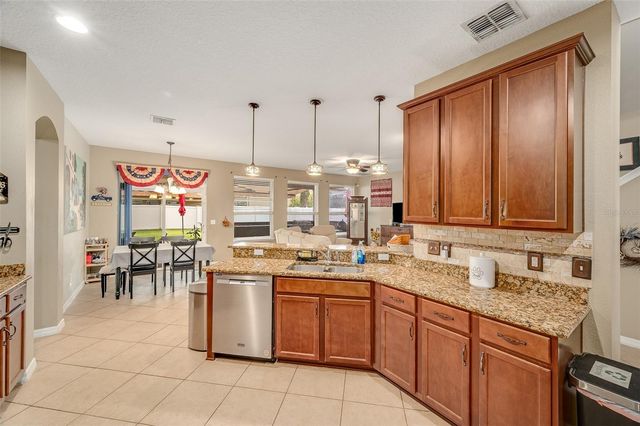 2711 CYPRESS TREE TRAIL, St Cloud, FL 34772