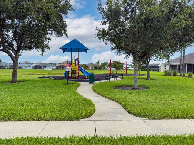 2711 CYPRESS TREE TRAIL, St Cloud, FL 34772
