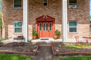 242 Saint Finans Way, Houston, TX 77015