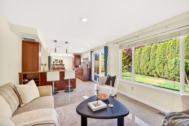 13505 174th Avenue NE, Redmond, WA 98052