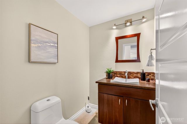 13505 174th Avenue NE, Redmond, WA 98052